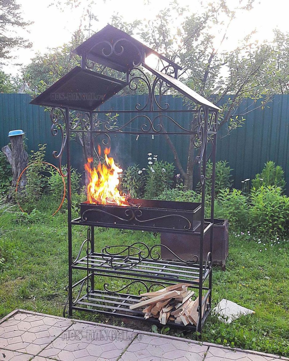 Круглая беседка с печкой