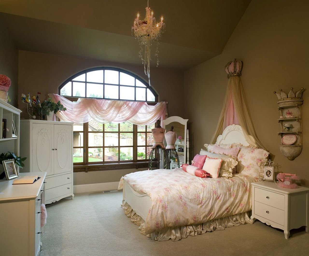 Тайна спальня принцессы. Детские комнаты для девочек. Комната принцессы. Шикарная комната для девочки. Самые красивые комнаты для девочек.