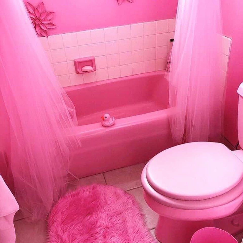Детская ванная комната розовая