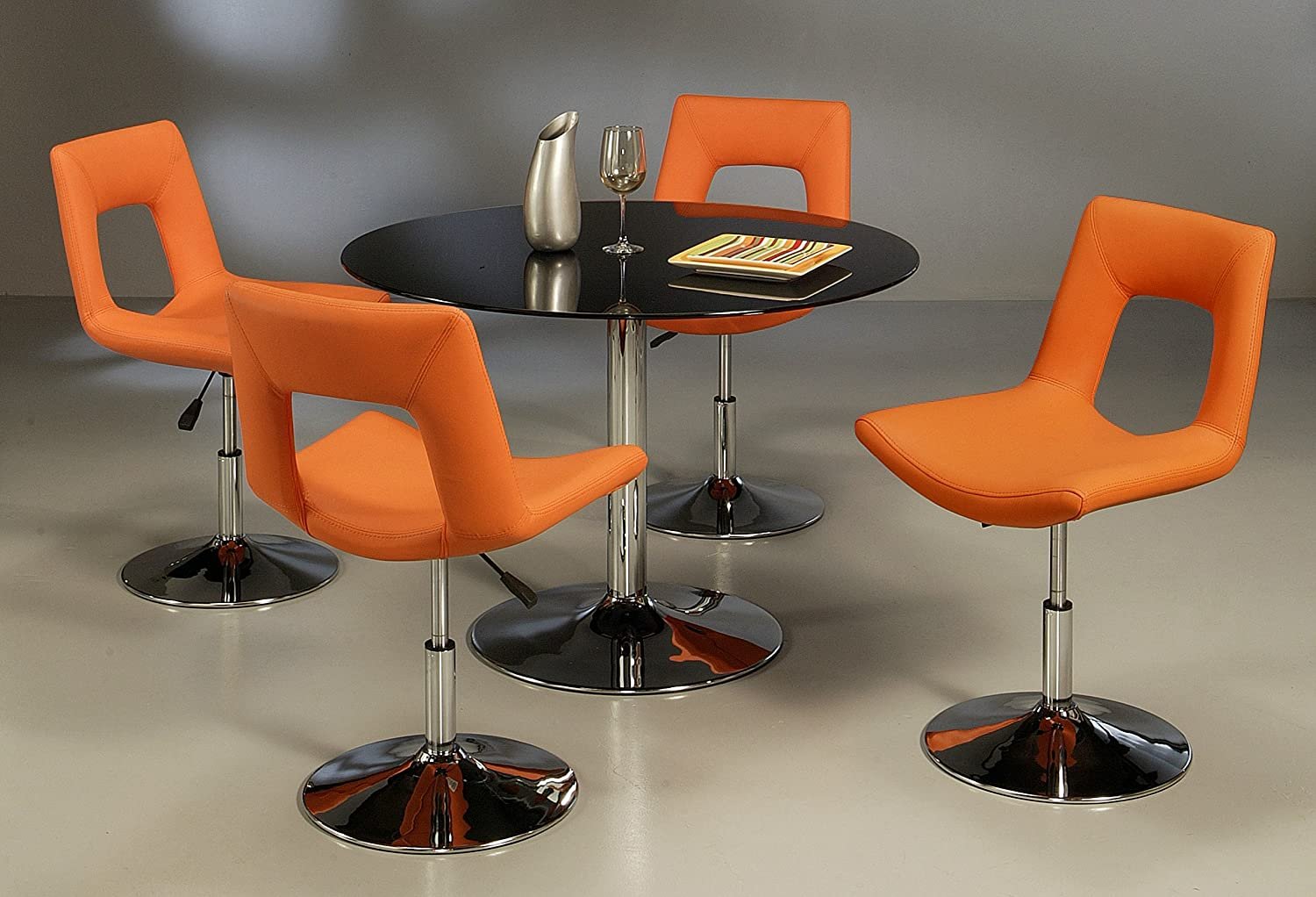 оранжевый круглый стол для кухни
