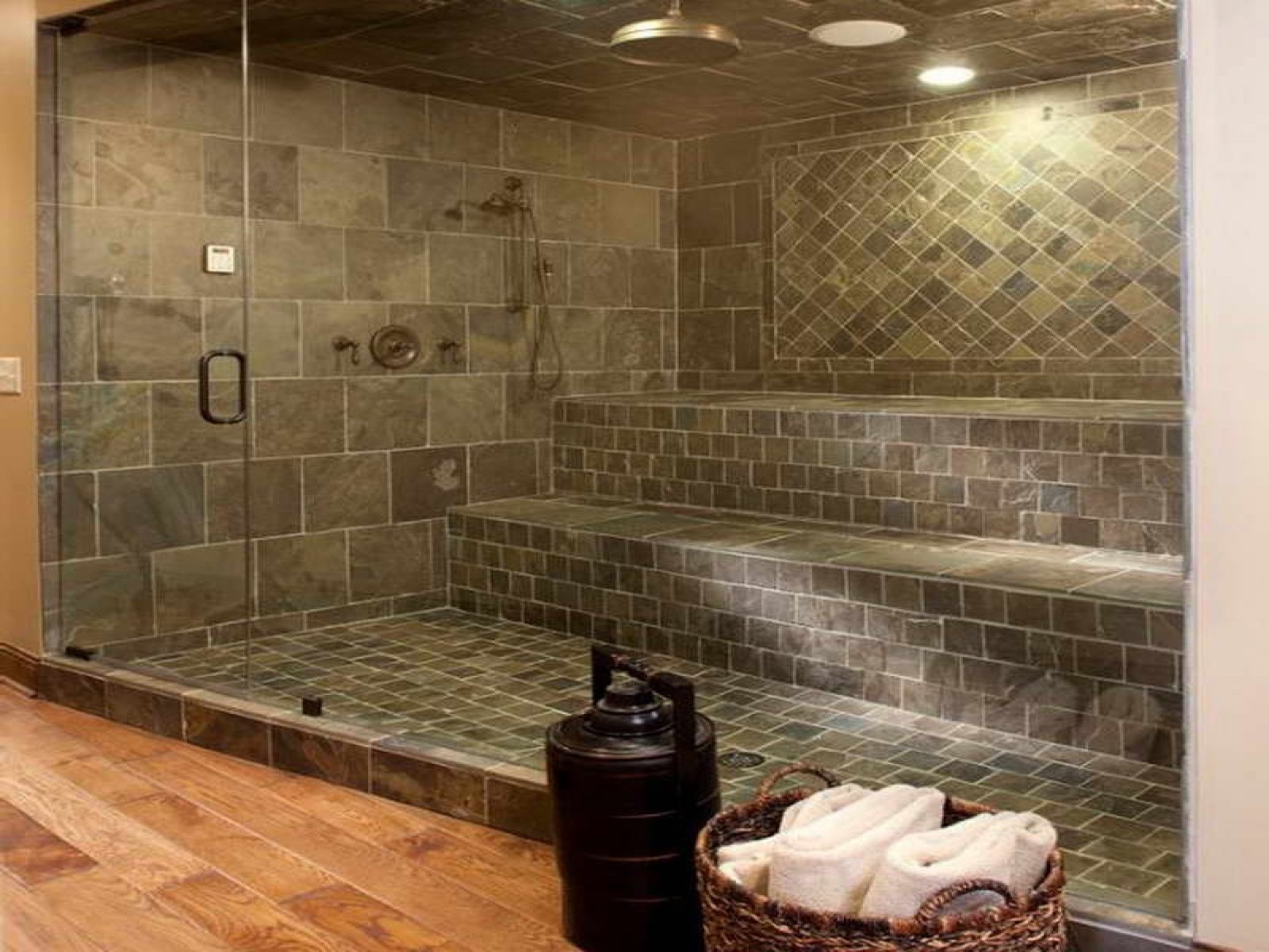 Дизайн душевой в бане из плитки