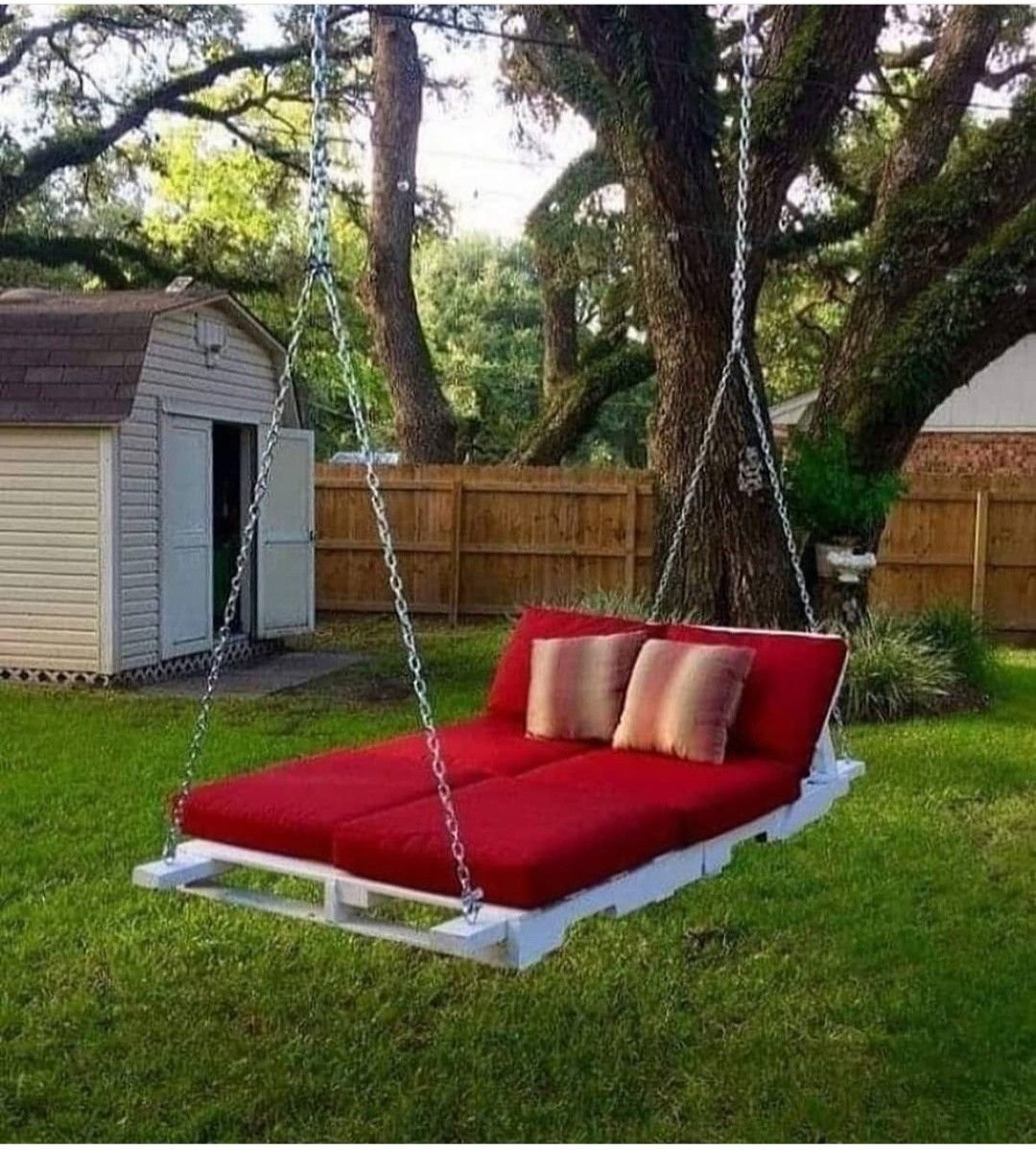 диван для отдыха на природе
