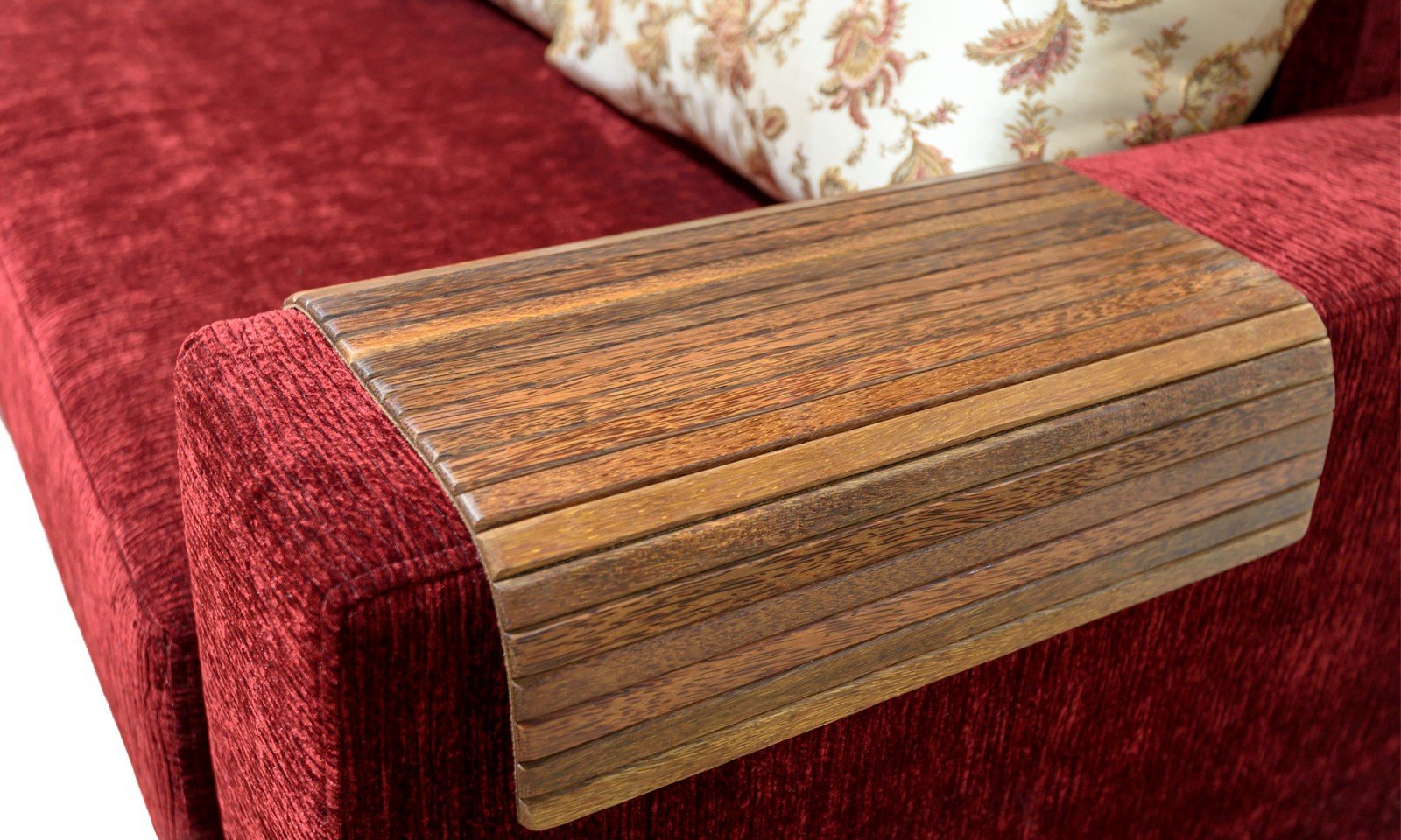 чехлы на деревянные подлокотники дивана
