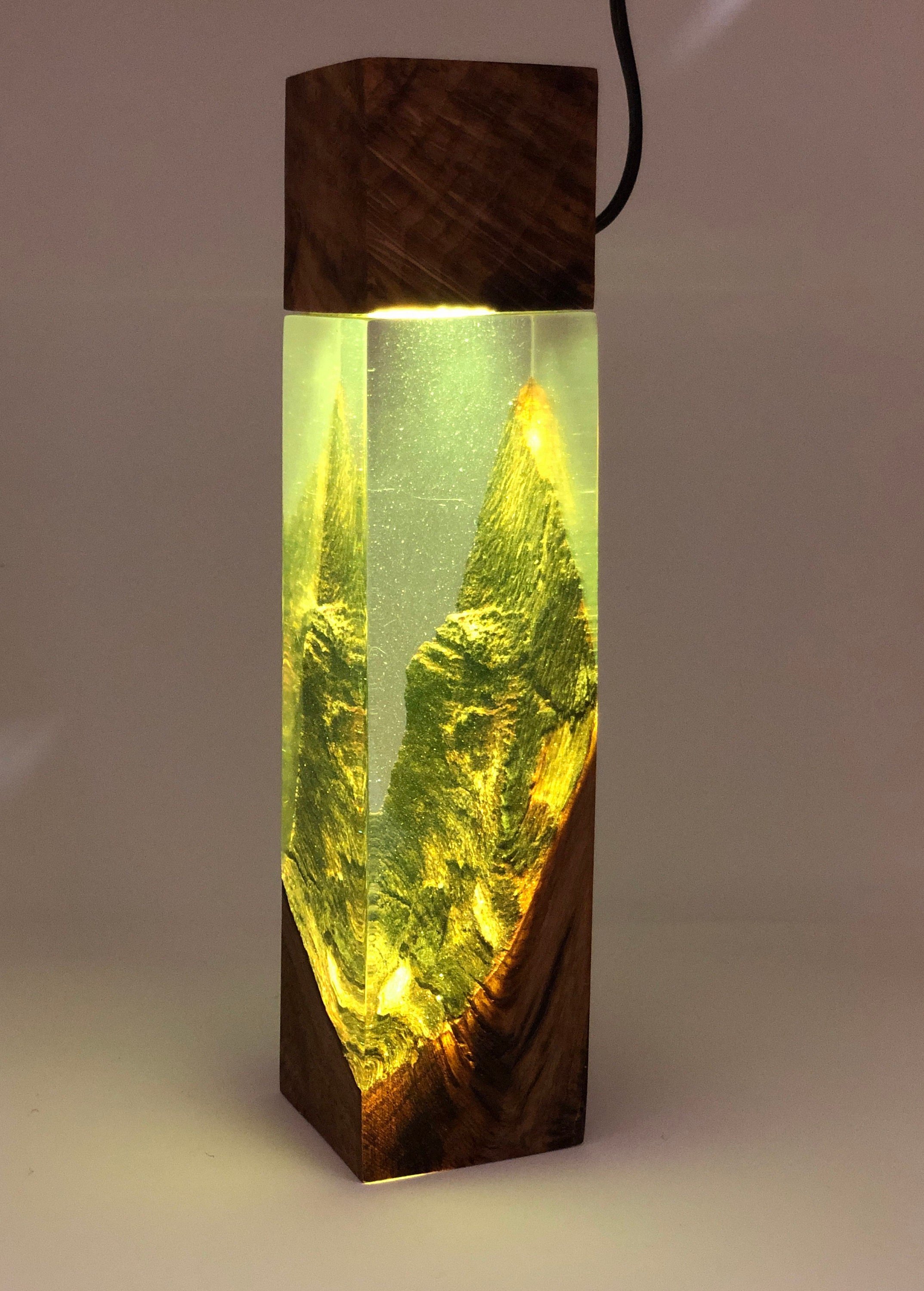 Лампа смола. Epoxy Resin Lamps. Лампа из эпоксидной смолы. Светильник эпоксидная смола. Торшер из эпоксидной смолы.