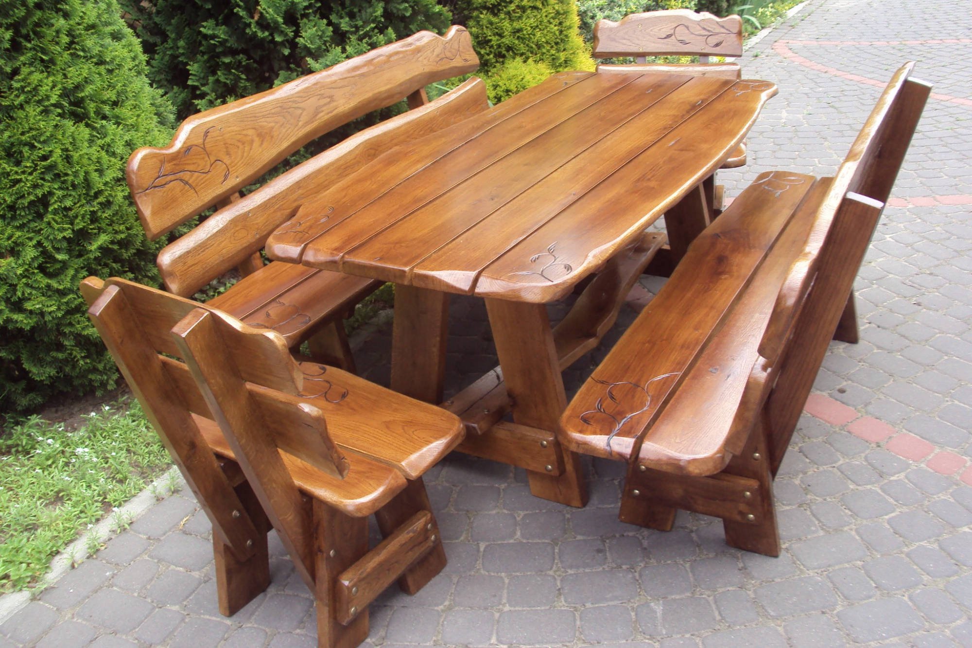 садовая мебель из дерева стол