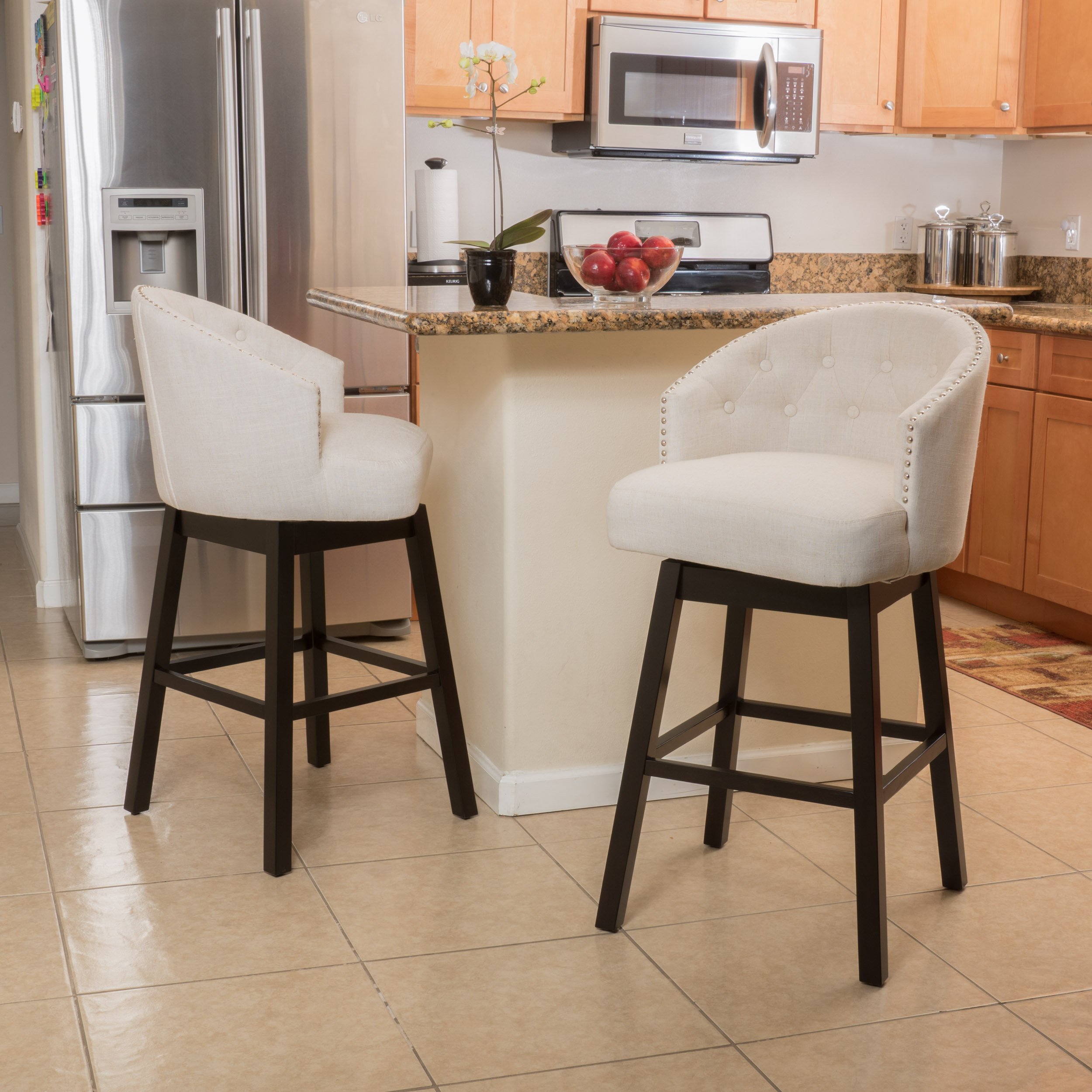 Удобные стулья на маленькую кухню