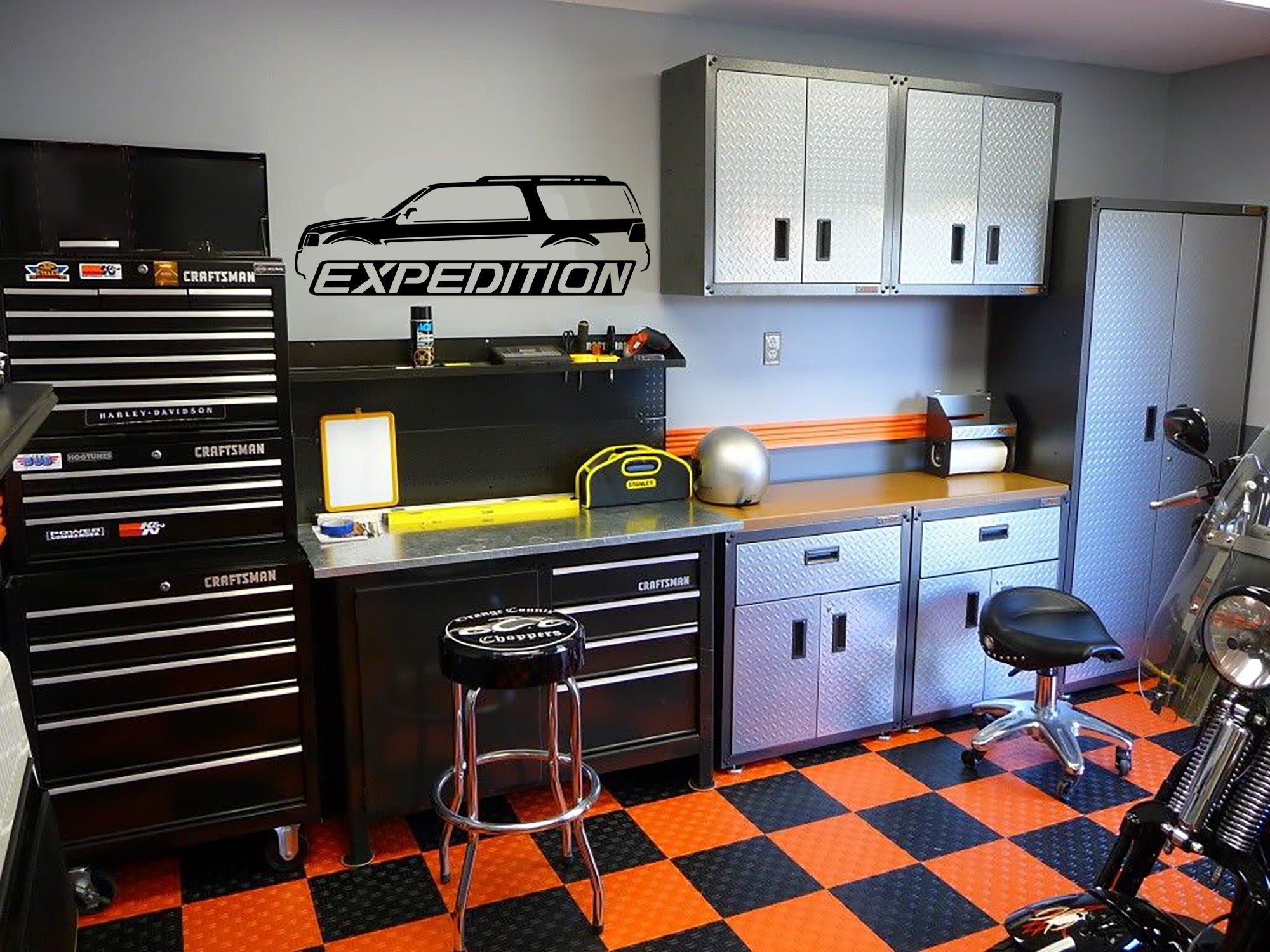 Garage room