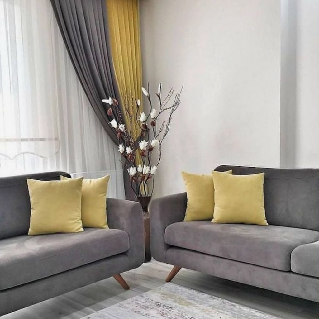 Сочетание цветов в интерьере с серым диваном