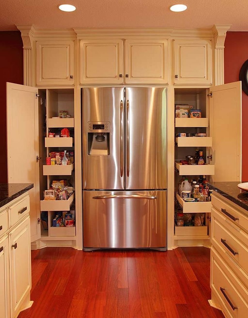 место над холодильником на кухне идеи