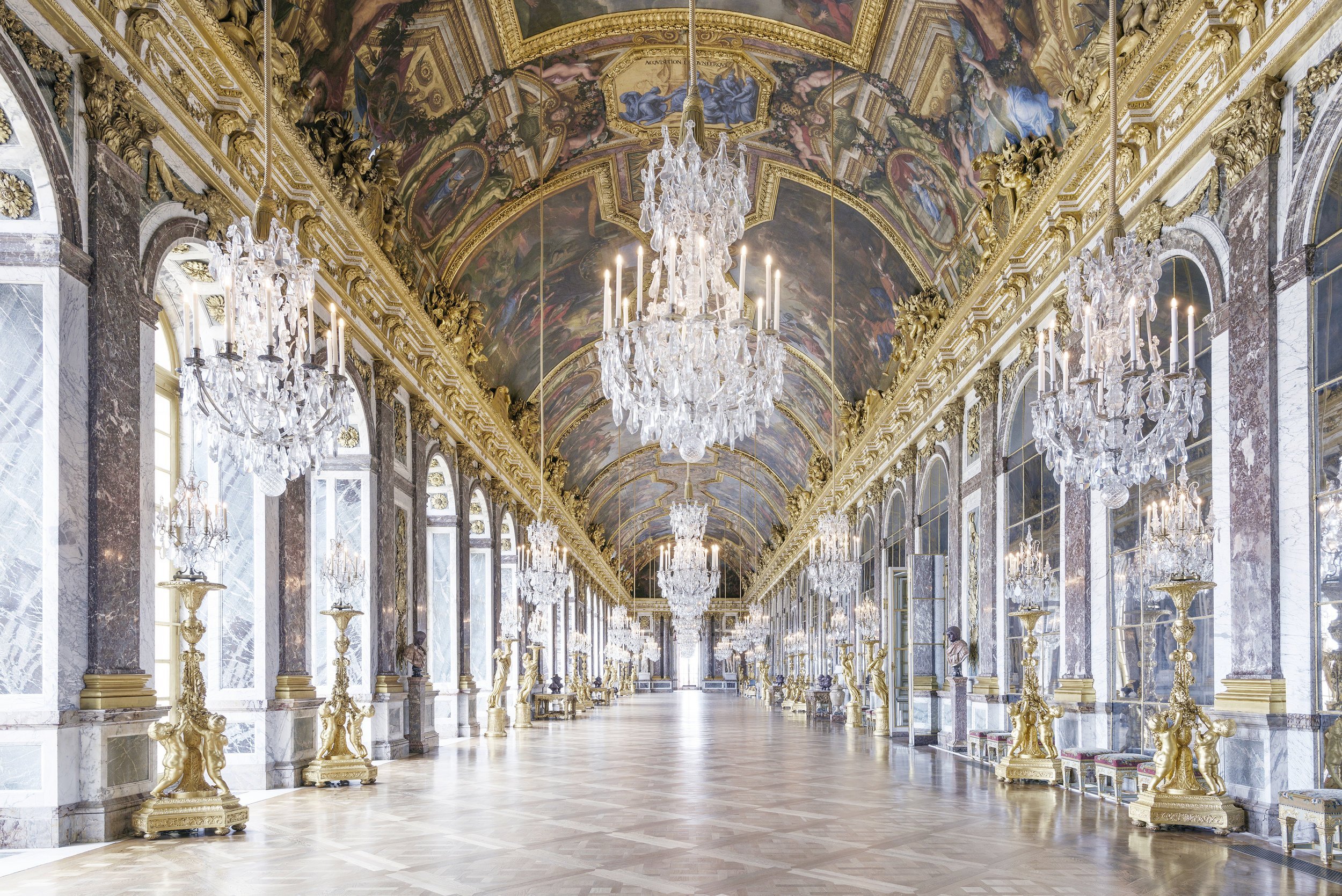 Версаль нанси. Версальский дворец Версаль Барокко. Версаль зеркальная галерея Версальского дворца. Франция Версальский дворец внутри. Версальский дворец Франция Эстетика.