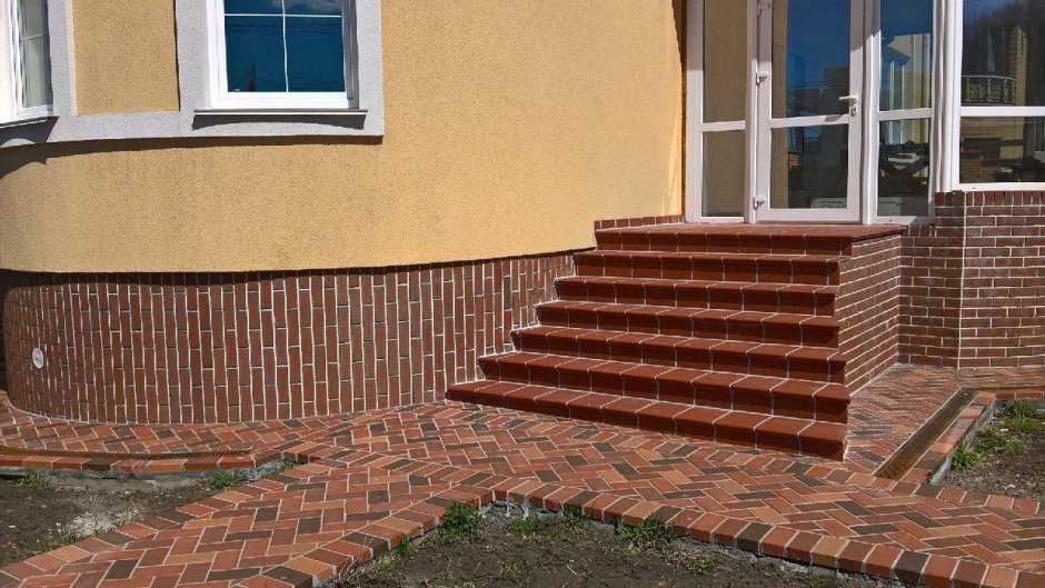 Цоколь дома Feldhaus Klinker r745nf14