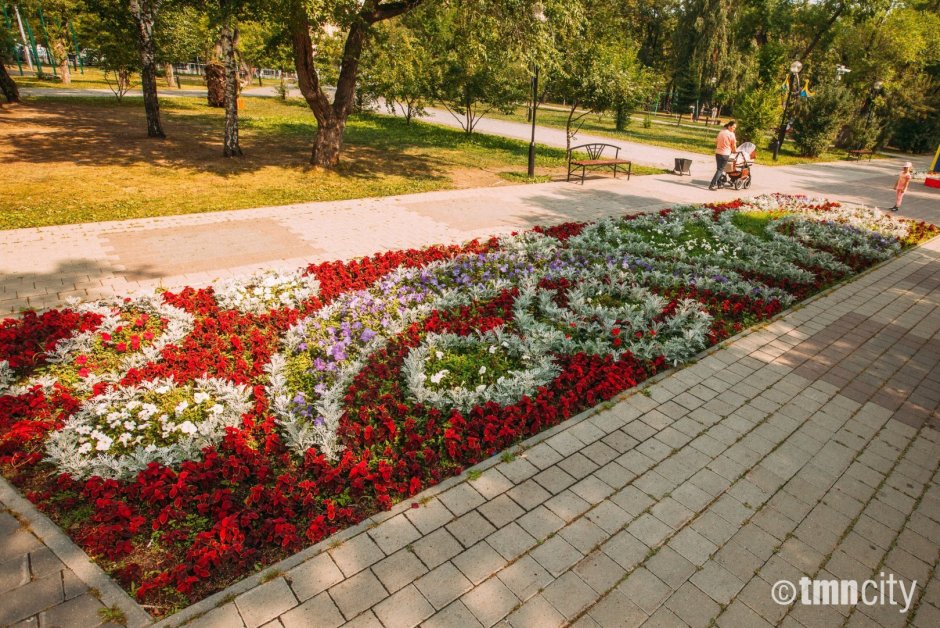 Клумбы в парках и скверах