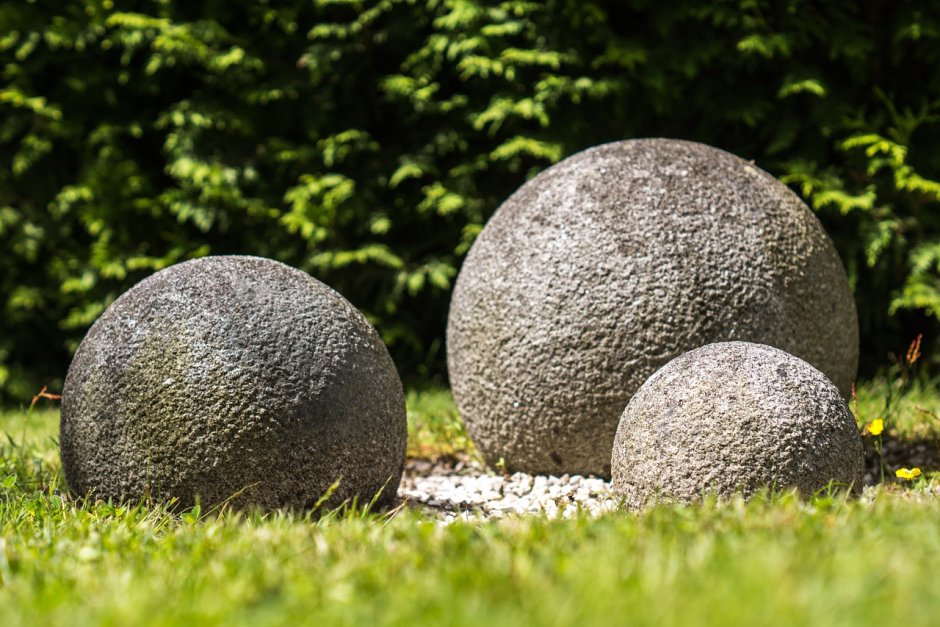 Круглые камни для ландшафтного дизайна