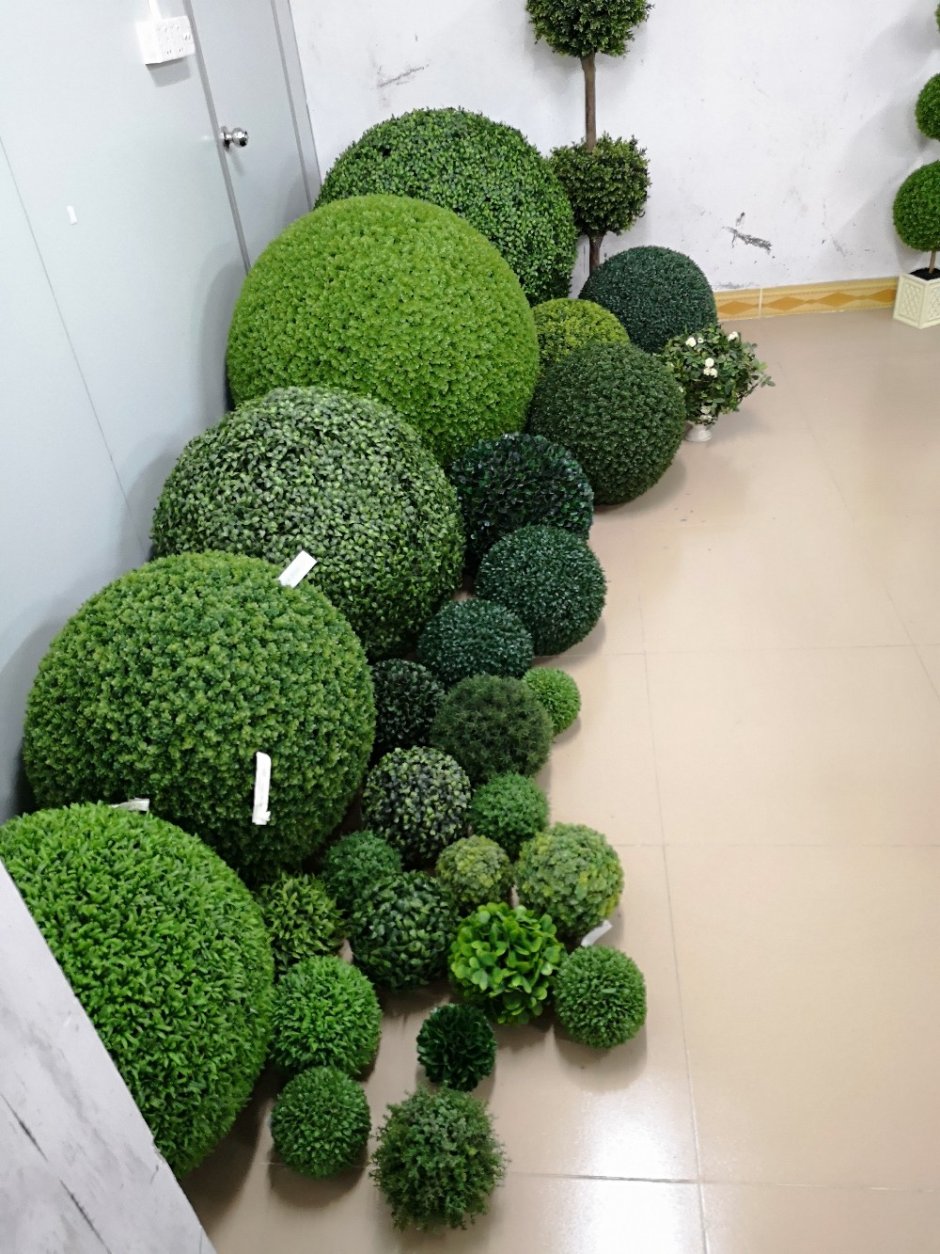 Искусственные клумбы