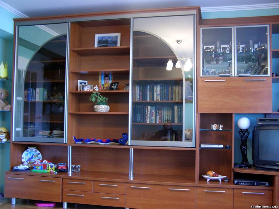 Стенка Квант 2004х360х1958