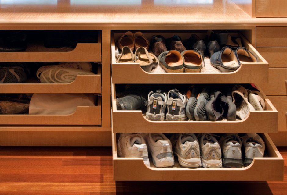 Выдвижные обувницы для шкафов