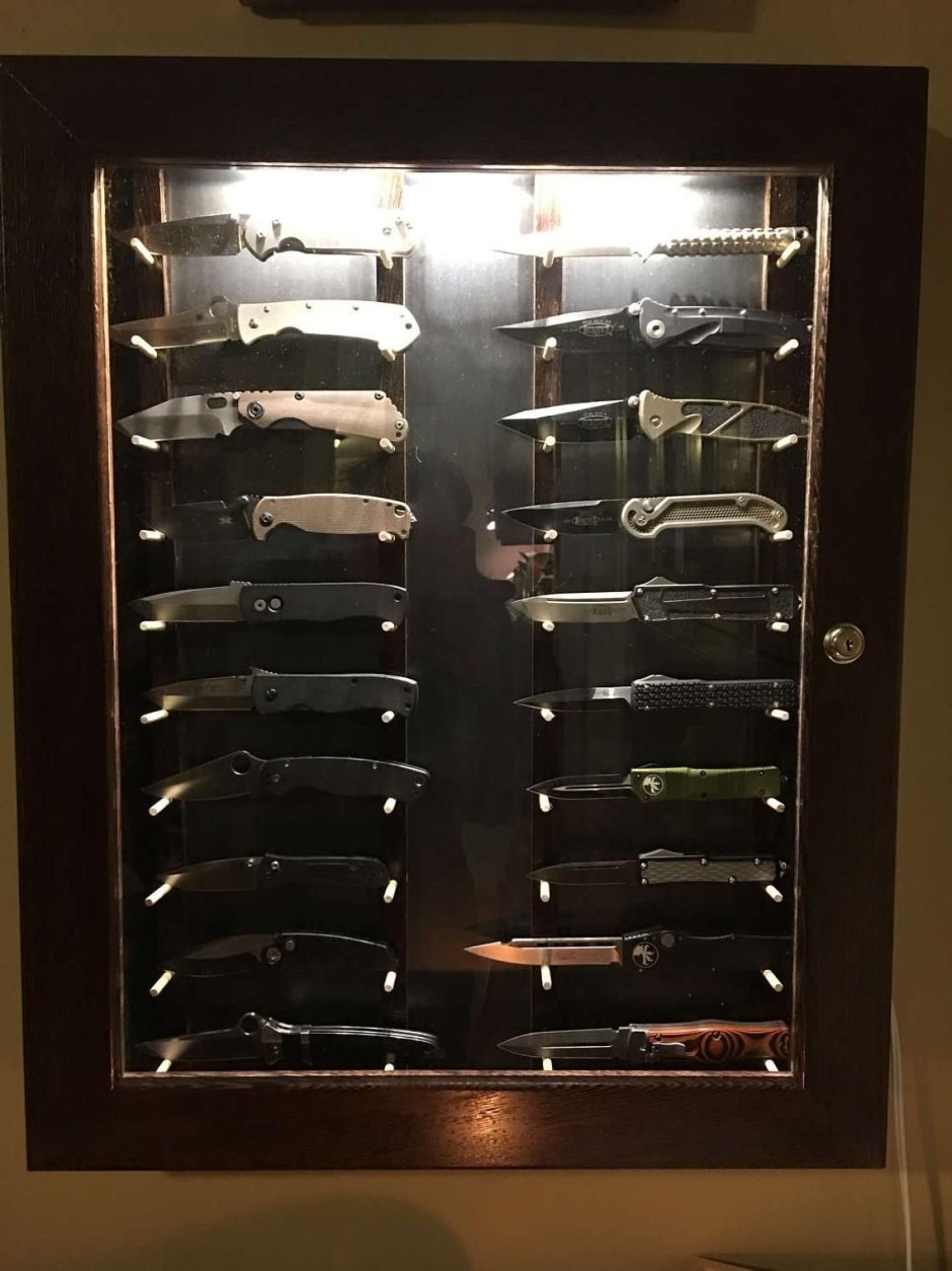 Шкаф для ножей на стену