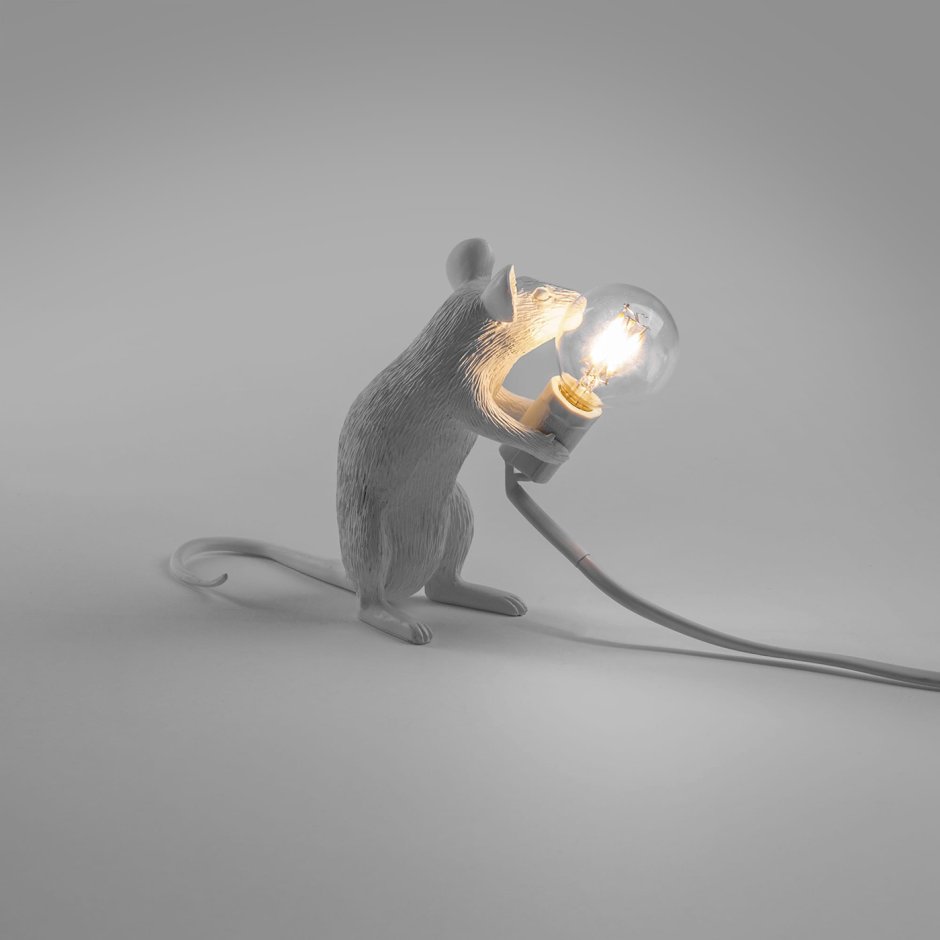 Светильник крыса с лампой
