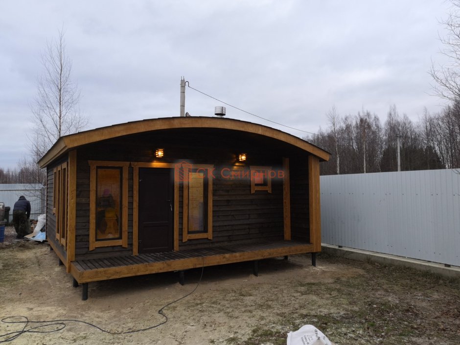 Мобильная баня с панорамными окнами