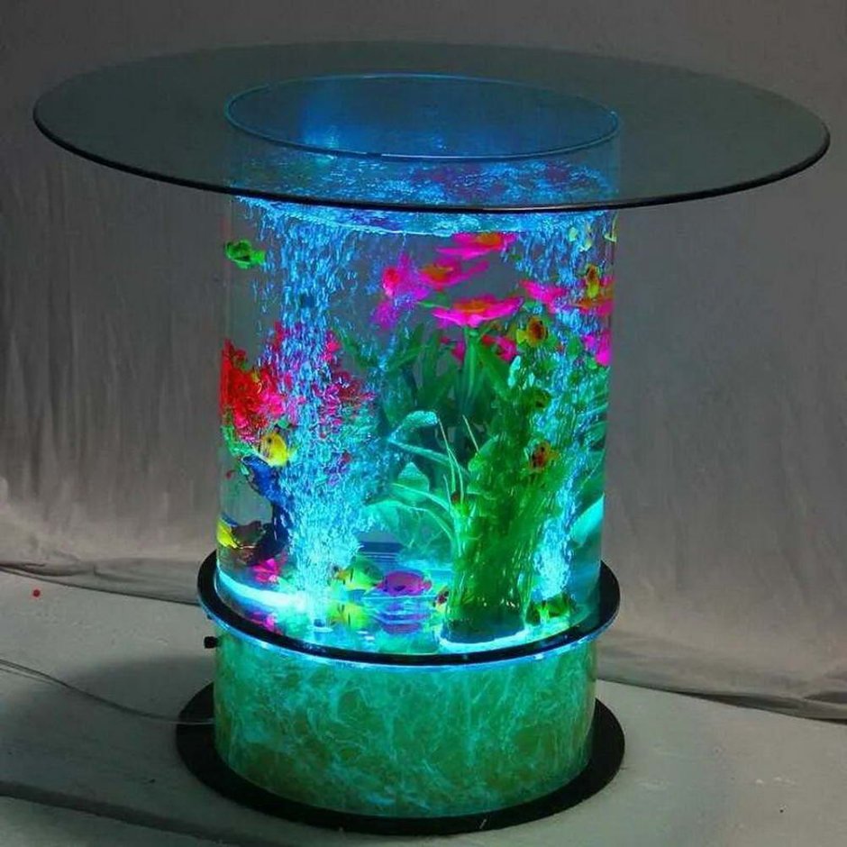 Светильник в виде аквариума