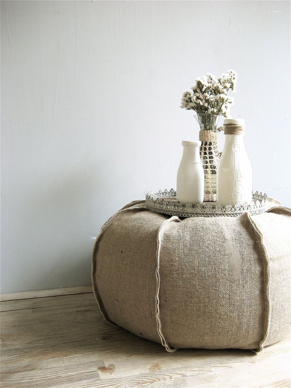 Center Pouffe