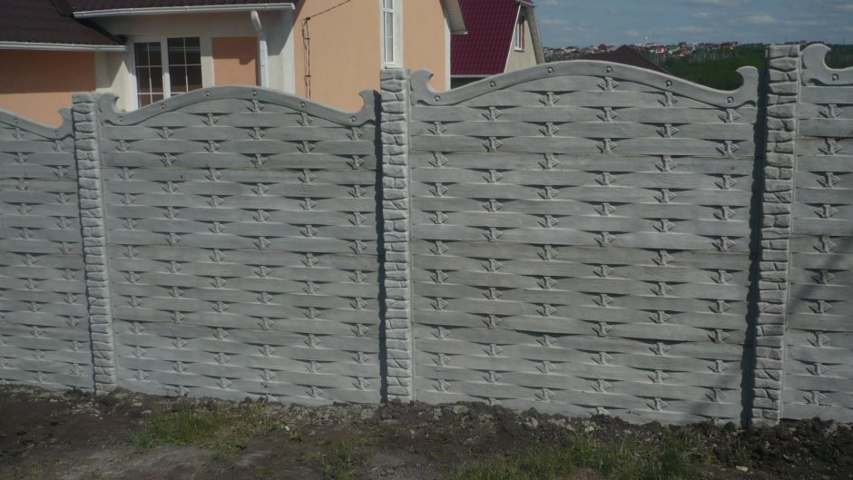 Столбы для забора из профнастила