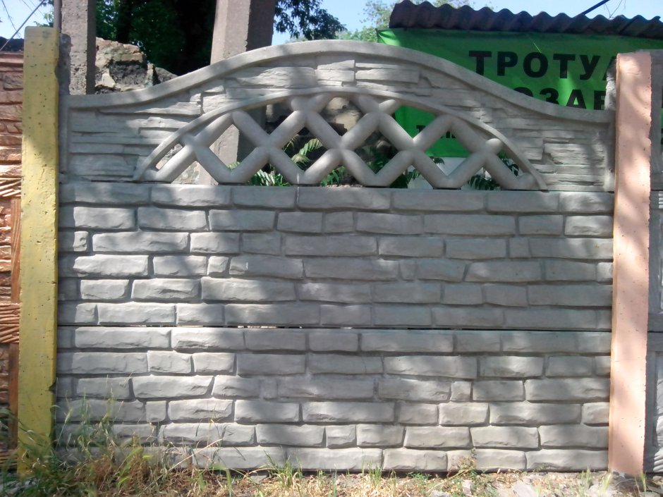 Бетонный забор еврозабор