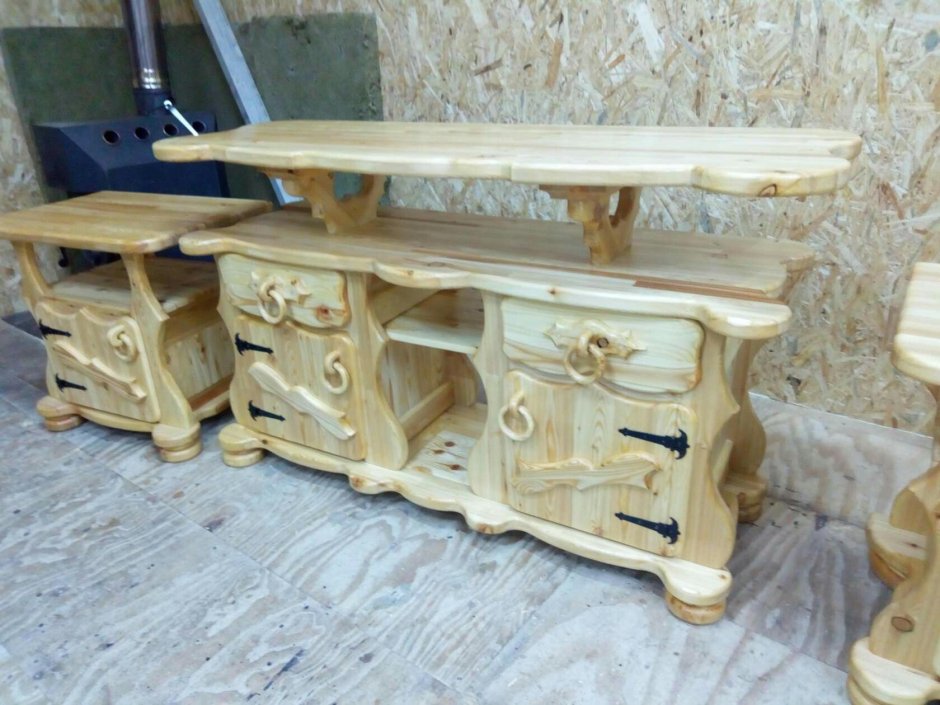 Мебель деревянная неокрашенная