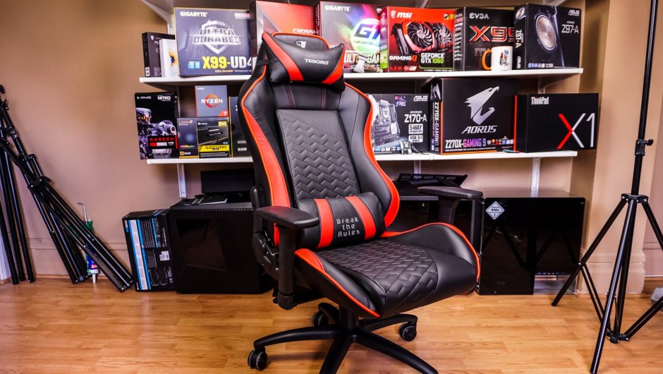 Компьютерное кресло Acer Predator thronos