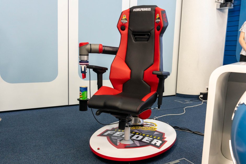 Геймерское кресло HYPERX
