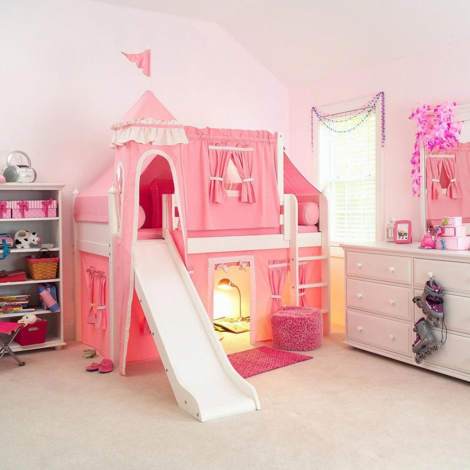 Двухъярусная кровать для девочек розовая
