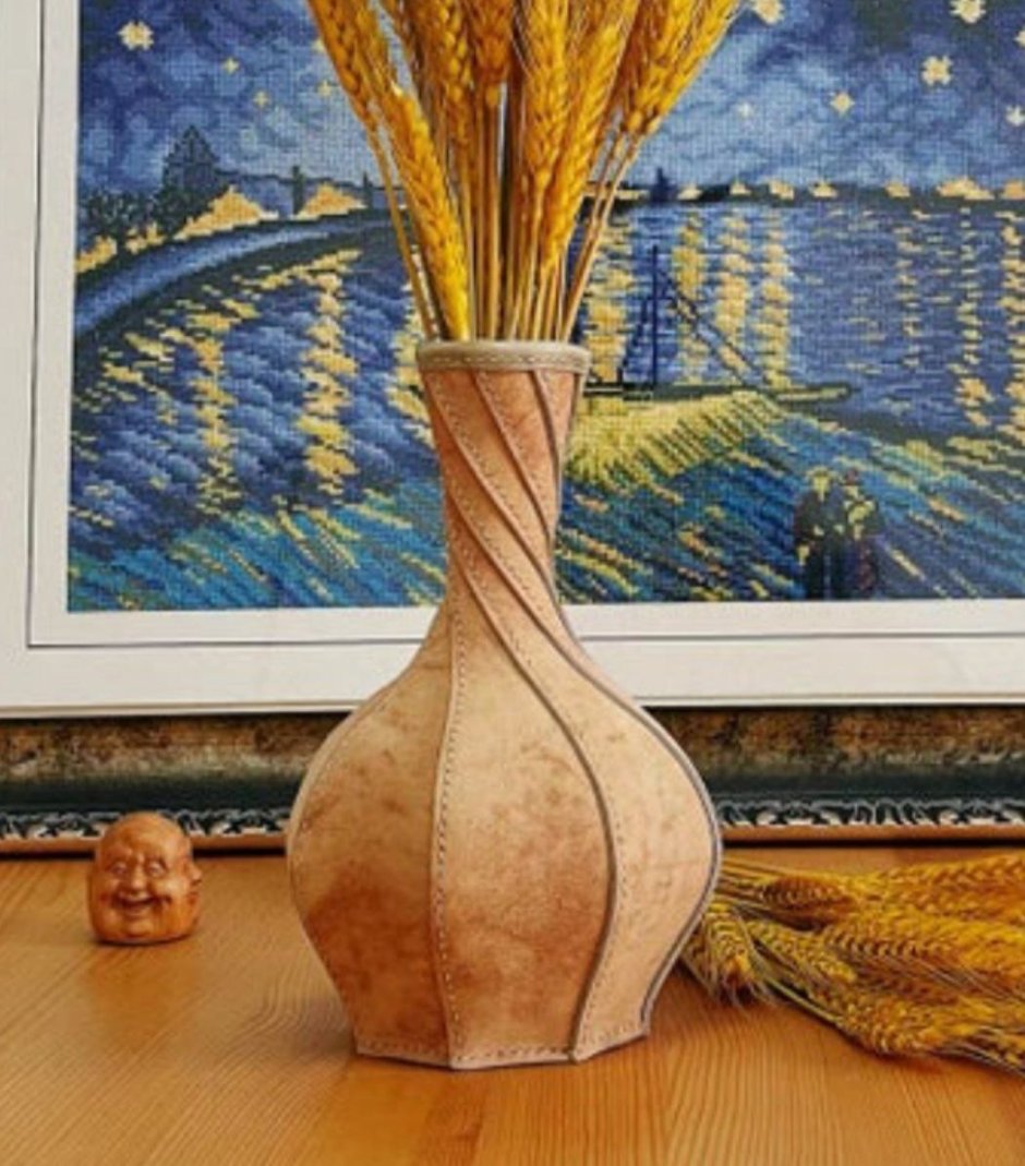 Напольные вазы