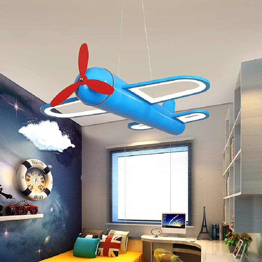 Люстра самолет