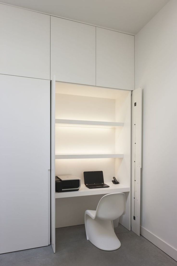 Компьютерный стол встроенный в шкаф