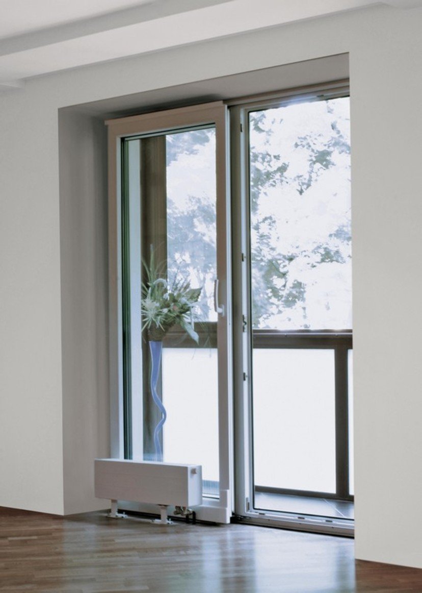 Дверь металлопластиковая поворотно откидная 25 дорм