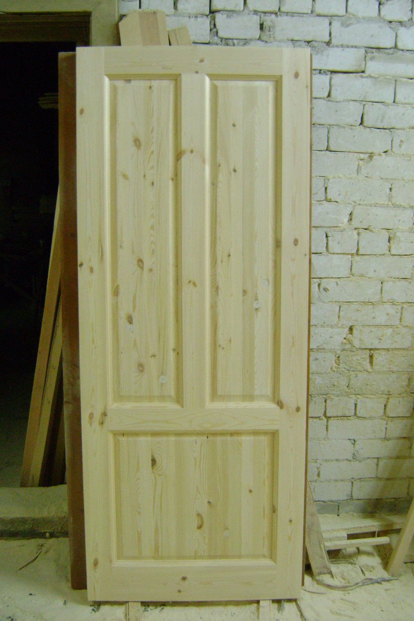 Дверной блок 3-филенчатый массив сосна