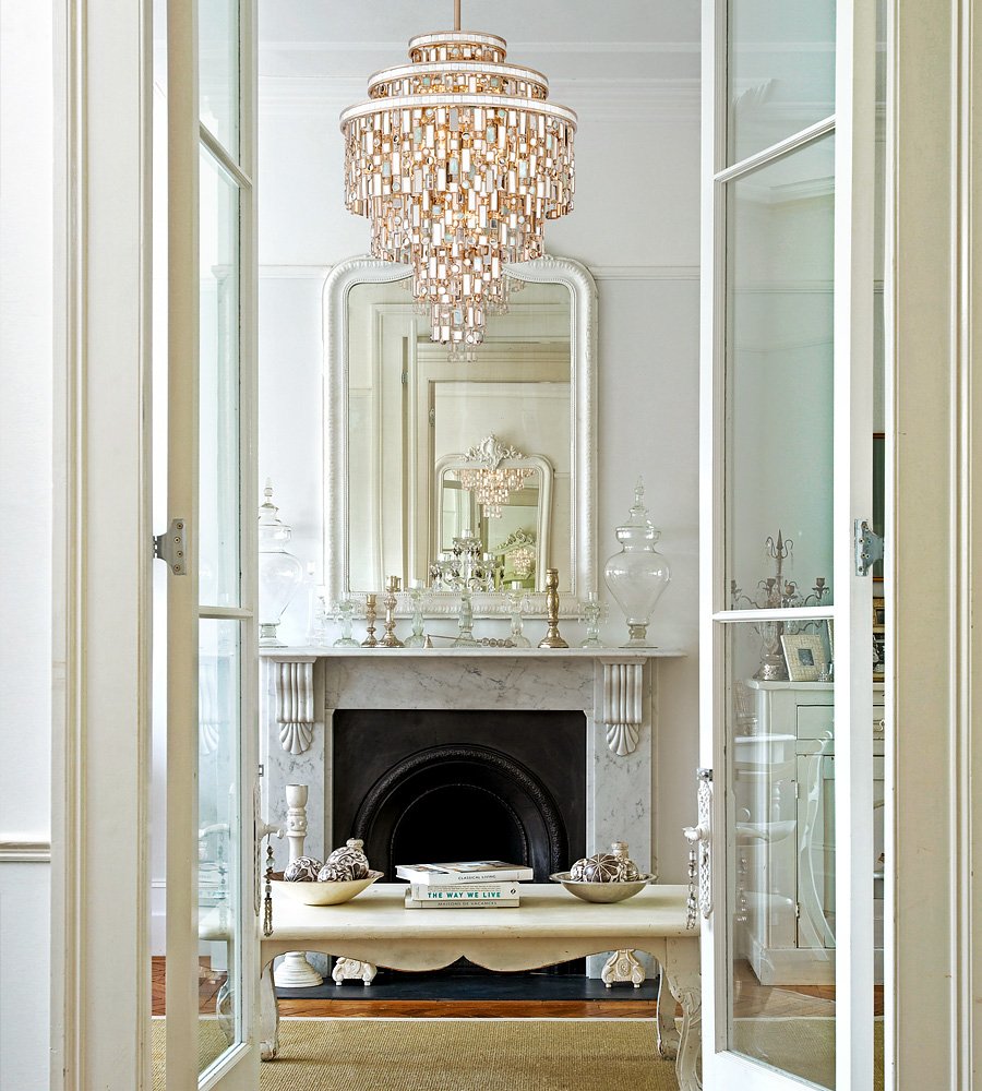 Камин с зеркалом в интерьере