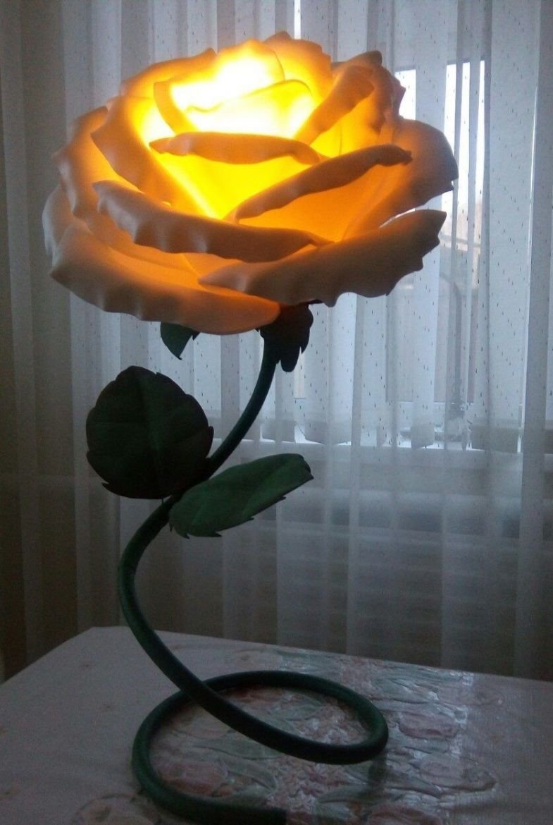 Цветы из изолона светильники