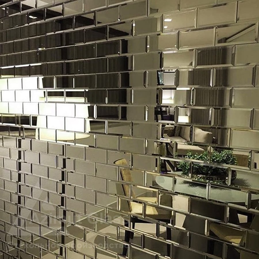 Зеркальная плитка кабанчик