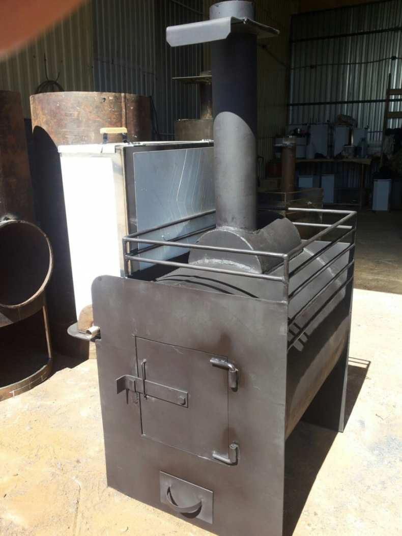 Котел банный из 530 трубы с баком сбоку