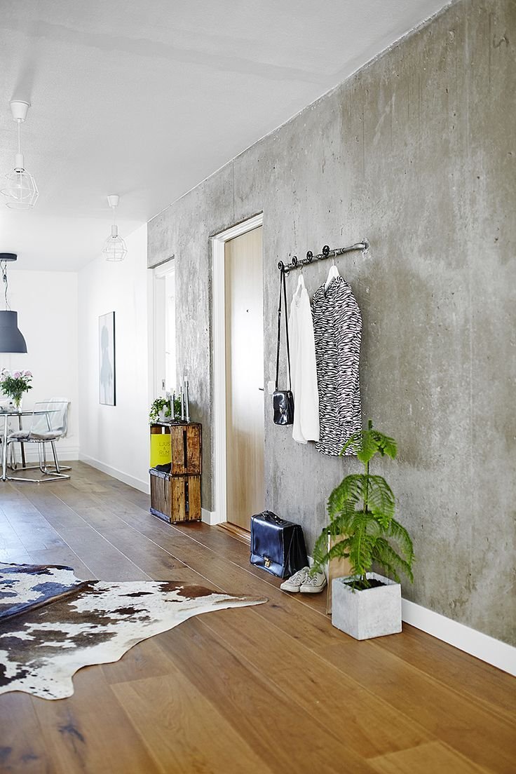 Крашеный бетонный потолок