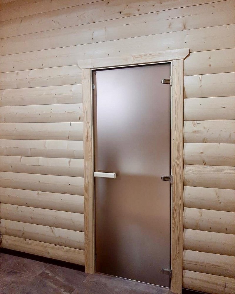 Стеклянные двери для бани