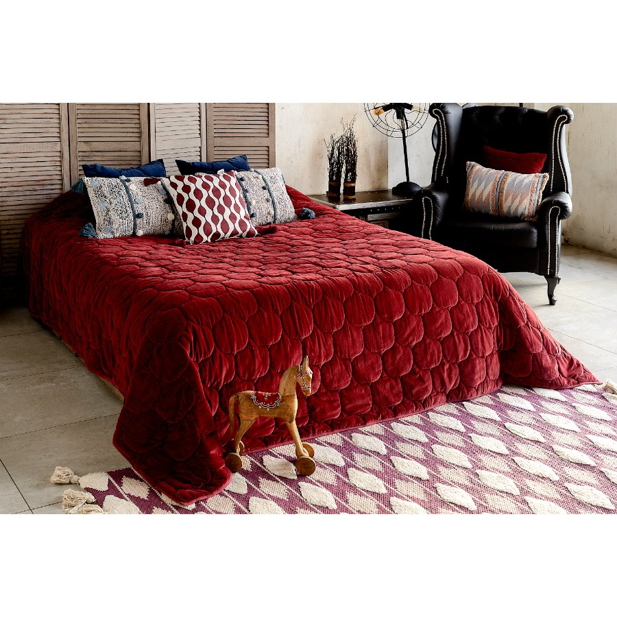 Покрывало tkano бархатное с размерами 230 x 250 см