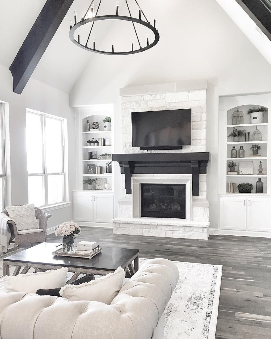 Светло серый камин