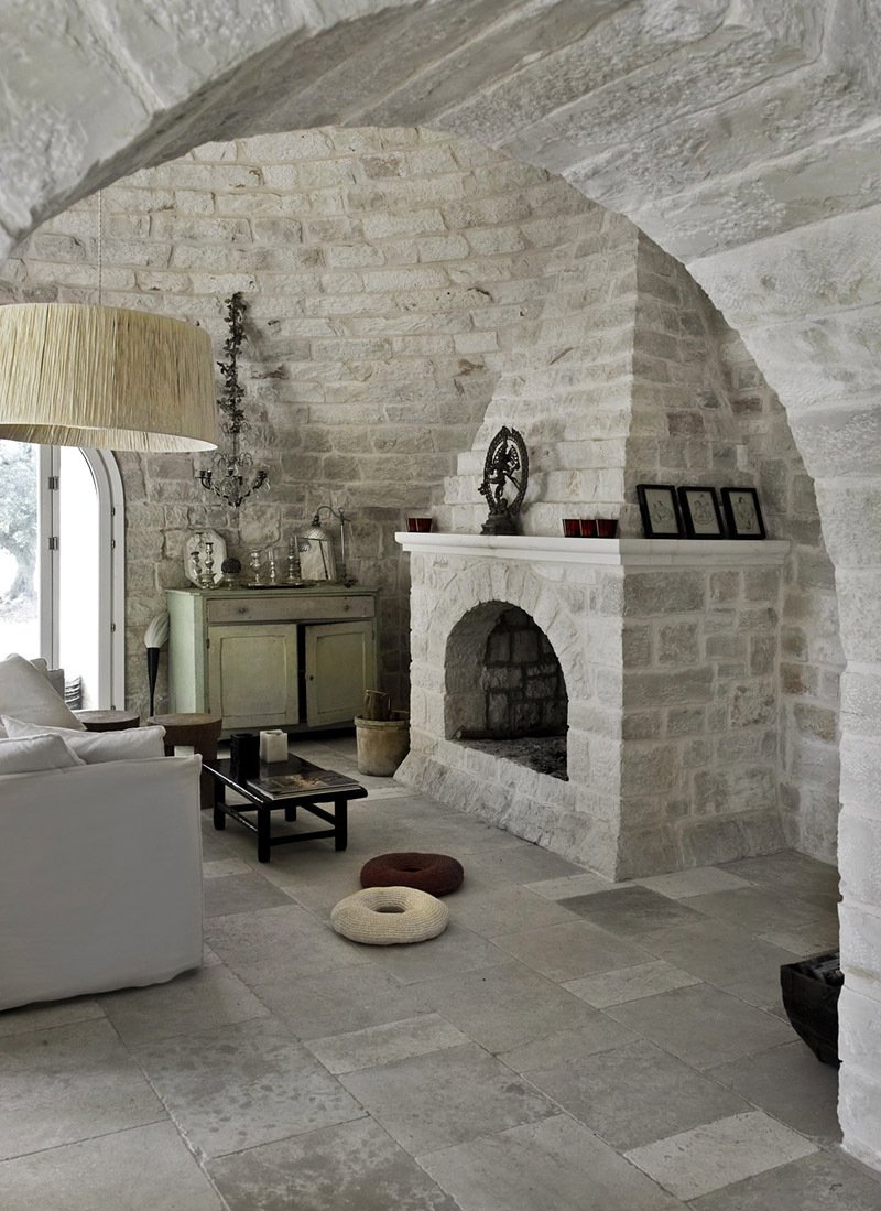 Интерьер замков романского стиля