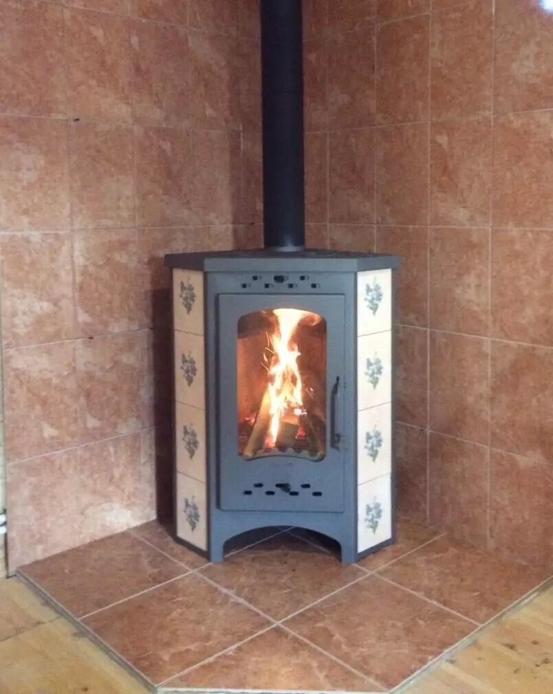 Печь-камин ECOKAMIN Бавария угловая (РК 145)