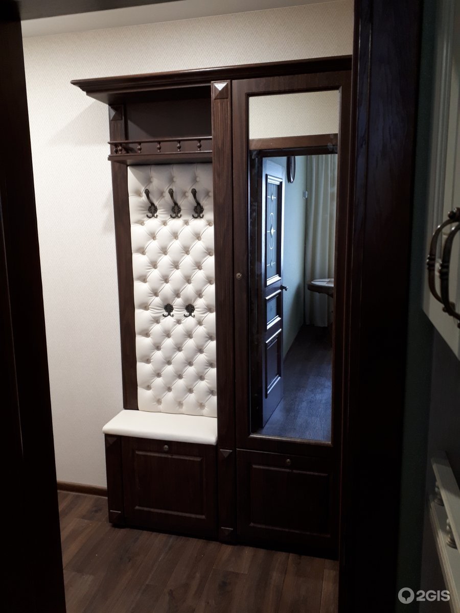 Прихожая с каретной стяжкой Стэлла 32кр BMS