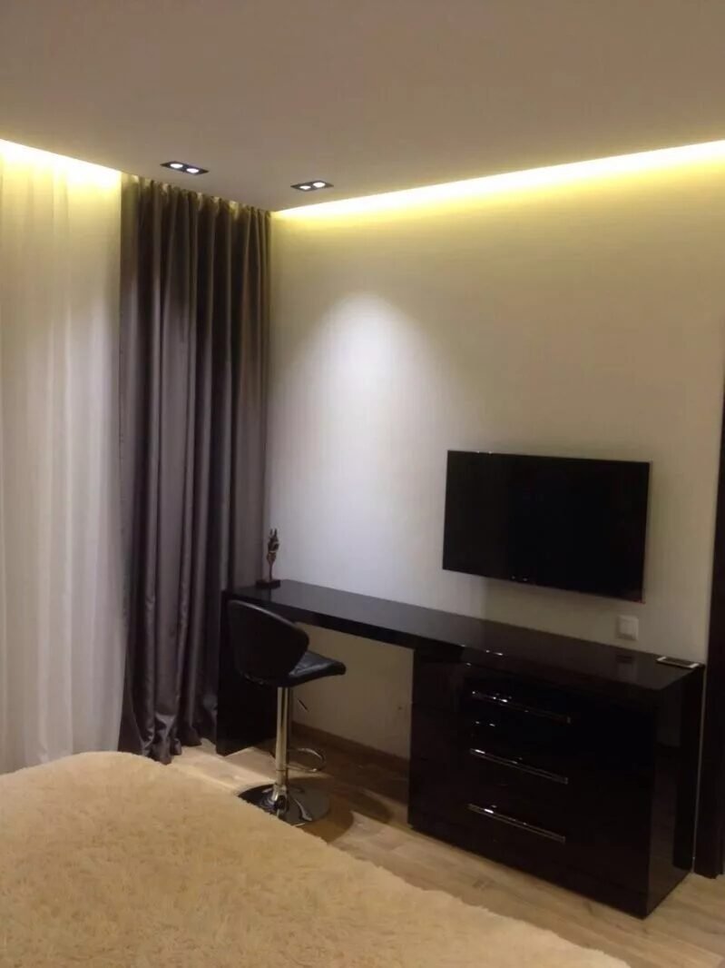 Парящий натяжной потолок