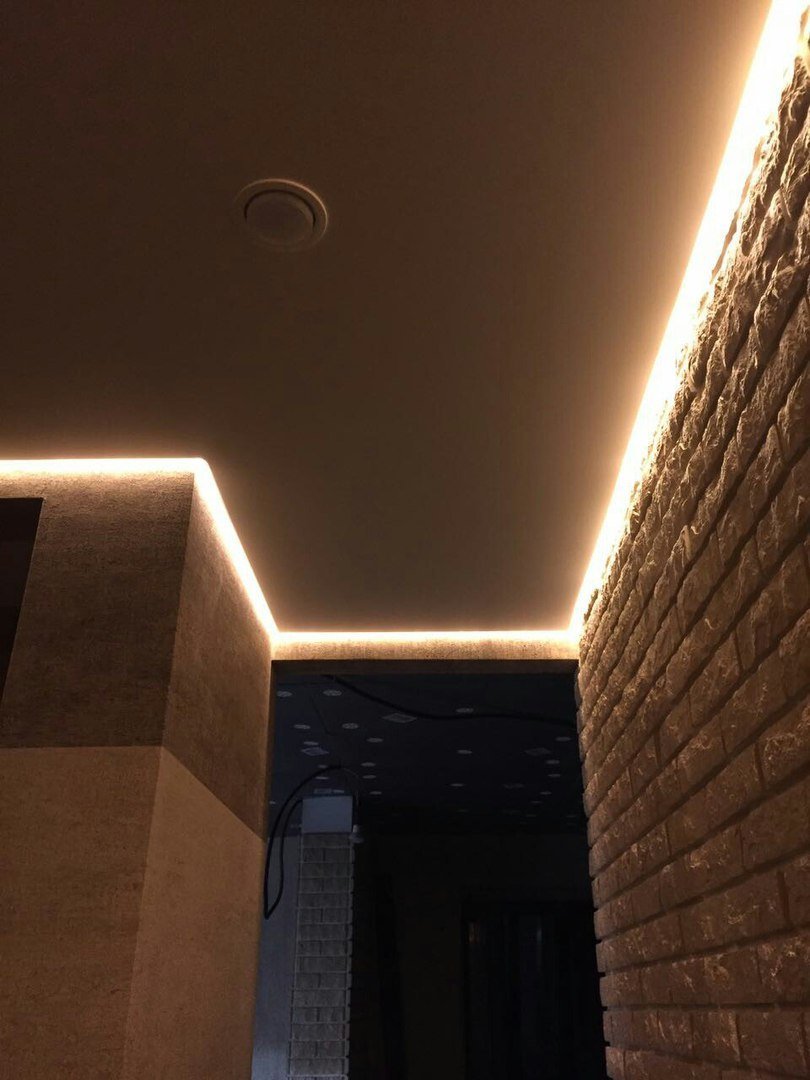 Парящий натяжной потолок