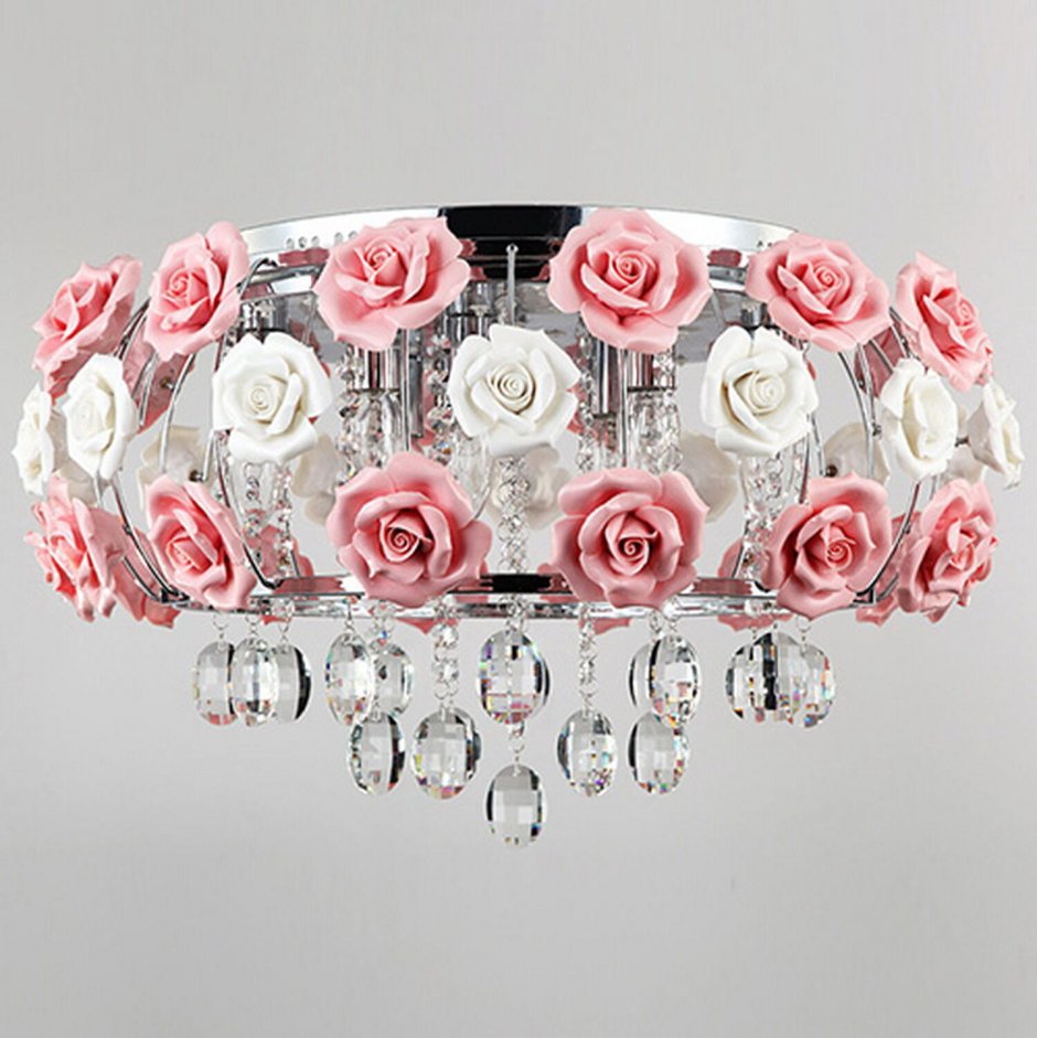 Люстра с розовыми розочками